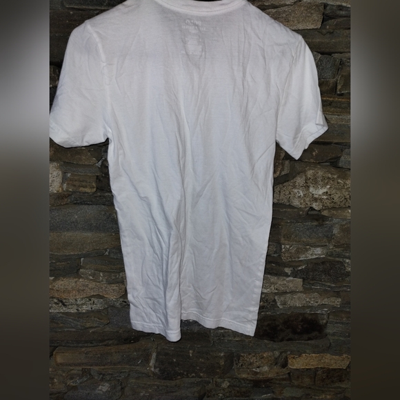 Polo Ralph Lauren men's white shirt sleeve v neck t shirt, like new - Picture 4 of 5